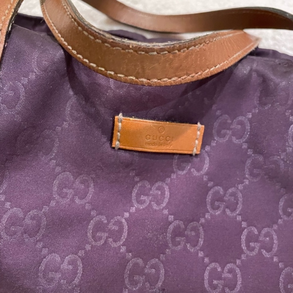 Authentic Gucci Tote - Picture 2 of 7